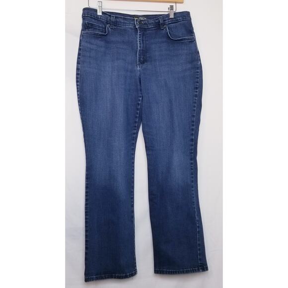 Lee Jeans Straight Leg Relaxed Fit Mid Rise Women's Blue Jeans Size 14 - Picture 1 of 7